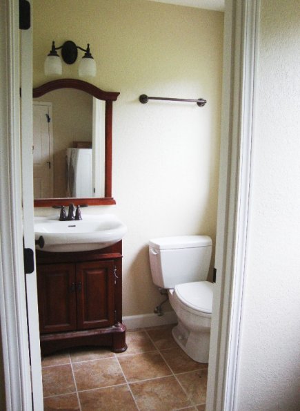 1/2 Bath